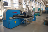 Оборудование завода Старорусприбор - Координатно-пробивной гидравлический пресс MTX 125030-2000, производство EUROMAC
